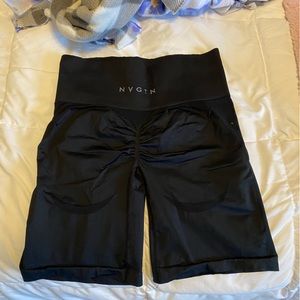 NVGTN pro shorts 2.0 w/ contour and butt scrunch